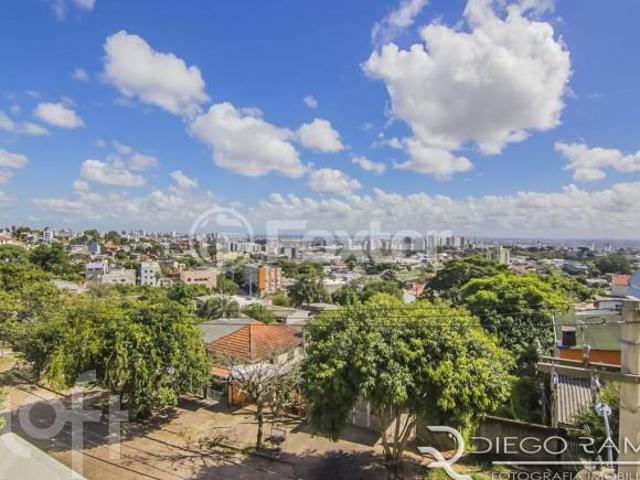 Apartamento à venda em Vila Jardim com 130 m², 3 quartos, 1 suíte, 2 vagas