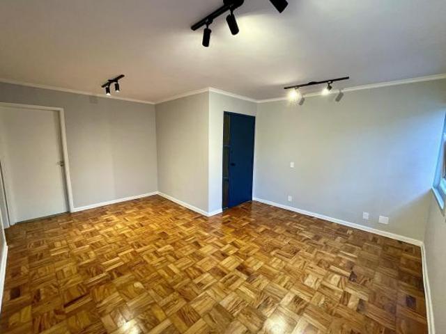 Apartamento à venda em Vila Olímpia com 85 m², 3 quartos, 1 vaga