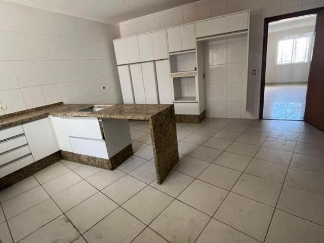 Apartamento à venda em Vila Maria Alta com 195 m², 3 quartos, 5 vagas