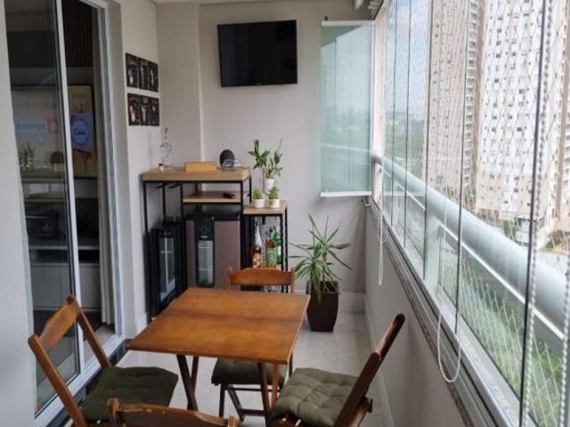 Apartamento a venda em Vila Suzana com 109m² com 3 quartos sendo 3 suítes, 2 vagas