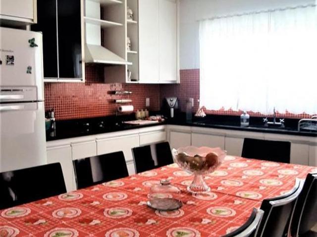 Apartamento à venda em Vila Palmares com 138 m², 3 quartos, 2 vagas