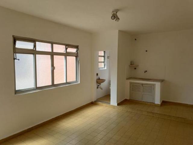Apartamento à venda em Vila Regente Feijó com 196 m², 4 quartos, 2 vagas