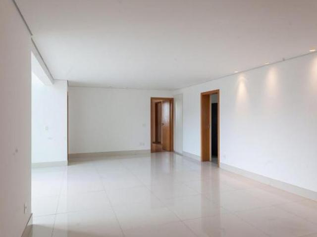 Apartamento à Venda Estoril, 4 Quartos, 180 m2