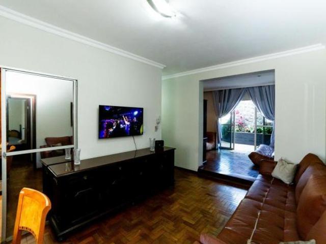 Apartamento à Venda Funcionários, 3 Quartos, 121 m2