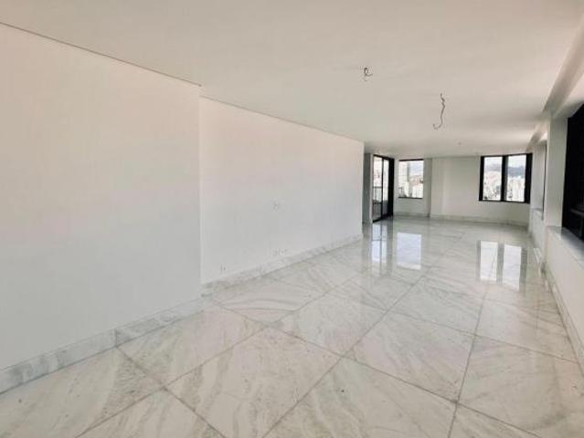 Apartamento à Venda Gutierrez, 4 Quartos, 225 m2