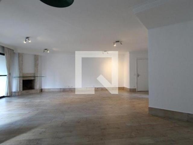 Apartamento à Venda Itaim Bibi, 3 Quartos, 143 m2