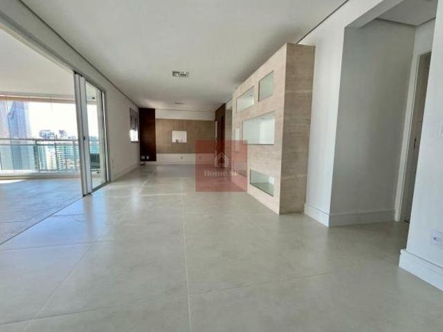 Apartamento à venda Itaim Bibi 162m² 3 suítes 3 vagas churrasqueira na varanda!
