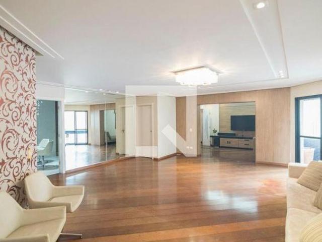 Apartamento à Venda Jardim, 4 Quartos, 211 m2