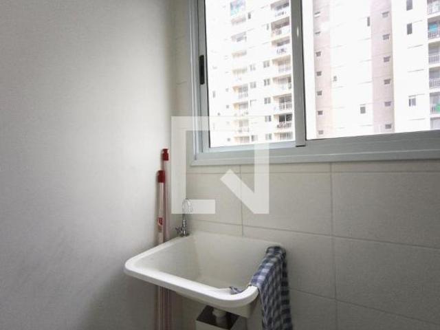 Apartamento à Venda Jardim Capivari, 2 Quartos, 45 m2