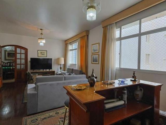 Apartamento à Venda Lourdes, 4 Quartos, 152 m2