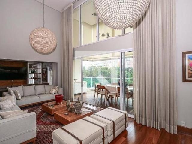 Apartamento à Venda Panamby, 3 Quartos, 186 m2