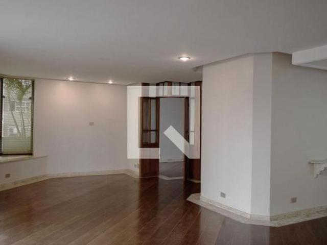Apartamento à Venda Paraíso, 3 Quartos, 230 m2