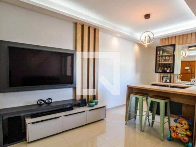 Apartamento à Venda Parque Bandeirante, 2 Quartos, 105 m2