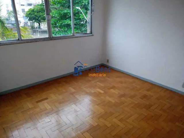 Apartamento: Padrão / Residencial / Pilares