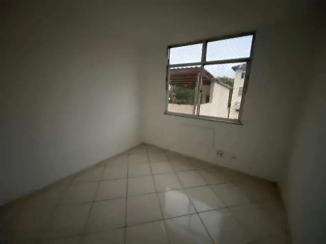 Apartamento à venda Rua Volta Grande, Del Castilho, Zona Norte, Rio de Janeiro R$ 250.000