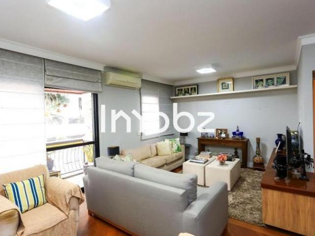 Apartamento à Venda Real Parque, 3 Quartos, 145 m2