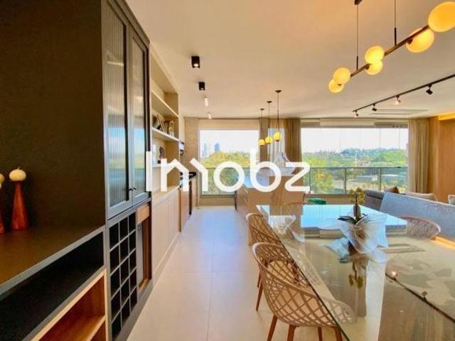 Apartamento à Venda Real Parque, 3 Quartos, 186 m2
