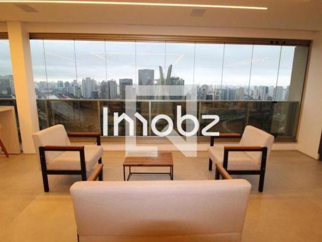 Apartamento à Venda Real Parque, 3 Quartos, 211 m2