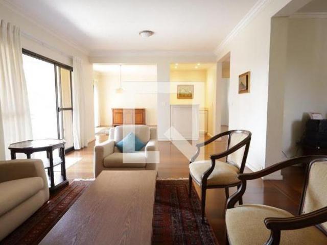 Apartamento à Venda Real Parque, 3 Quartos, 251 m2