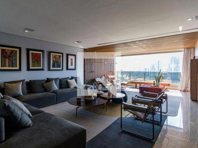 Apartamento à Venda Real Parque, 3 Quartos, 252 m2