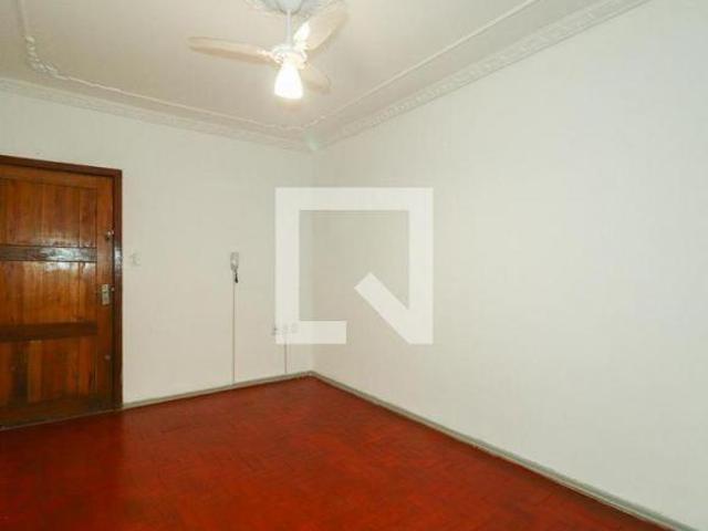 Apartamento à Venda São João, 2 Quartos, 72 m² Porto Alegre