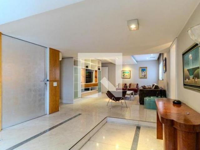 Apartamento à Venda Santa Cecília, 3 Quartos, 300 m2