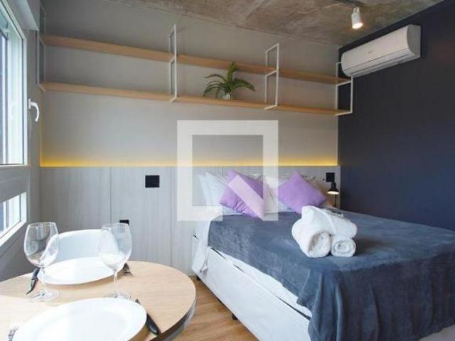 Apartamento à Venda Santa Cecília, 1 Quarto, 20 m² Porto Alegre