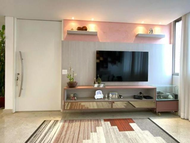 Apartamento à Venda Santa Lúcia, 4 Quartos, 240 m2