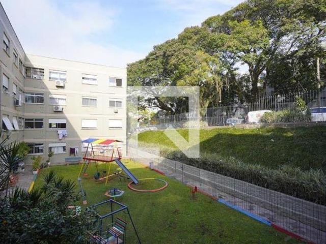 Apartamento à Venda Santo Antônio, 2 Quartos, 52 m² Porto Alegre