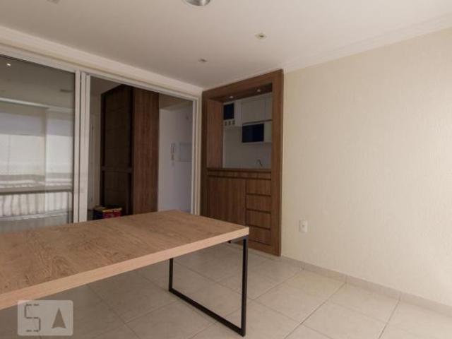 Apartamento à Venda Saúde, 2 Quartos, 64 m2