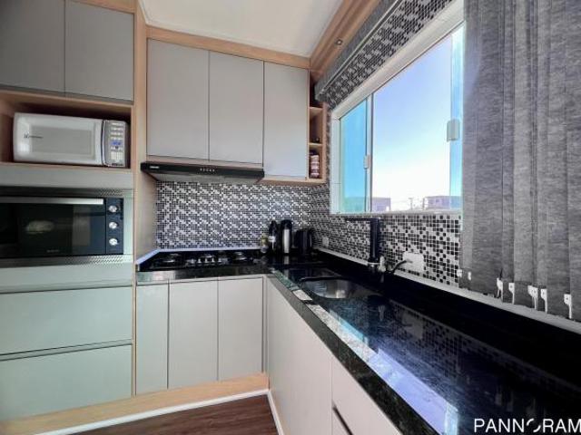Apartamento a venda semi mobiliado com dois quartos no São Marcos!