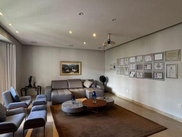 Apartamento à Venda Sion, 4 Quartos, 202 m2