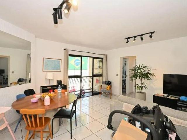 Apartamento à venda Taboão da Serra 69 m² com 2 dormitórios e 1 vaga