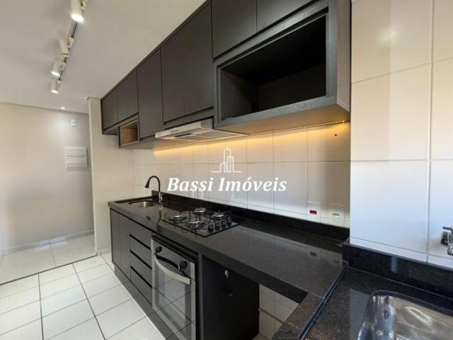 Apartamento a venda todo reformado no Condominio Residencial dos Manacas