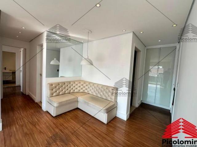 Apartamento à Venda Vila Carrão 2 Quartos, 1 Suíte, sala com sacada, 2 Banheiros, 2 Vagas de Garag