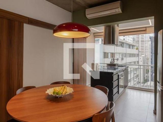 Apartamento à Venda Vila Olímpia, 1 Quarto, 70 m2