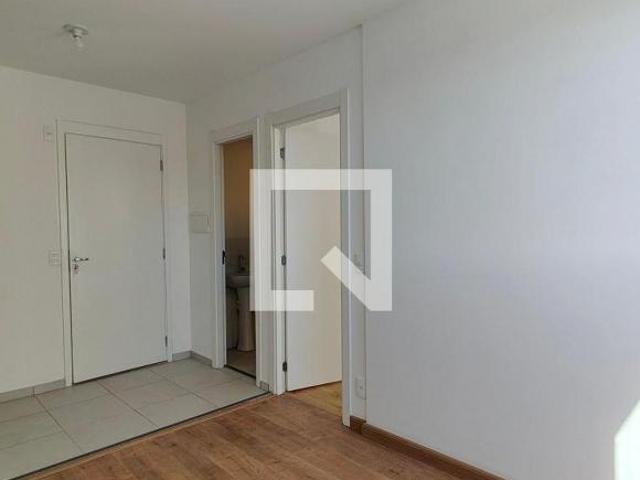 Apartamento à Venda Vila Serralheiro, 2 Quartos, 36 m2
