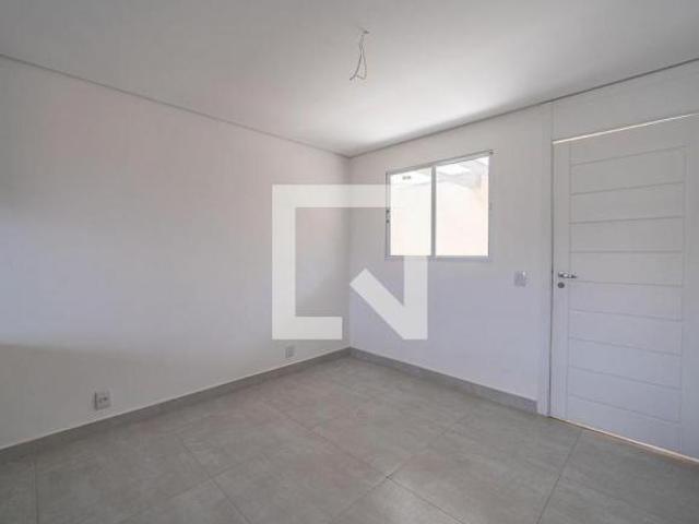 Apartamento à Venda Vila Ré, 2 Quartos, 48 m2