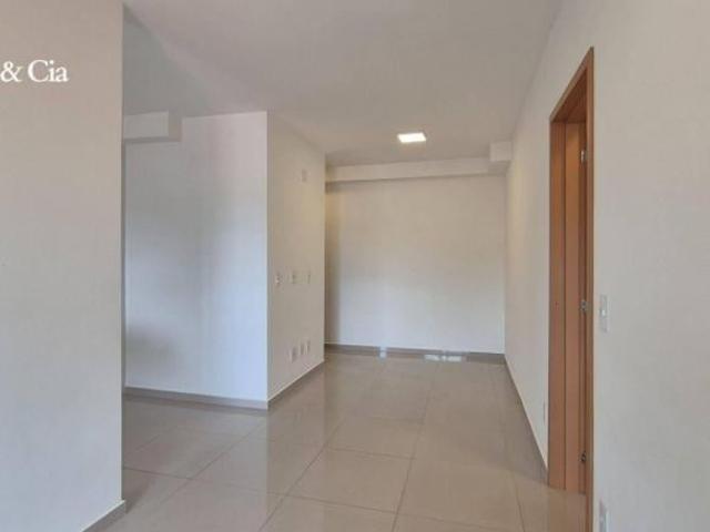 Apartamento à venda, 1 suíte espaçosa, lavabo, 1 vaga, R$ 520.000 Atibaia Jardim Atibaia SP