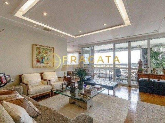 Apartamento á venda 258m2 03 suítes 04 vagas e lazer Vila Madalena/SP