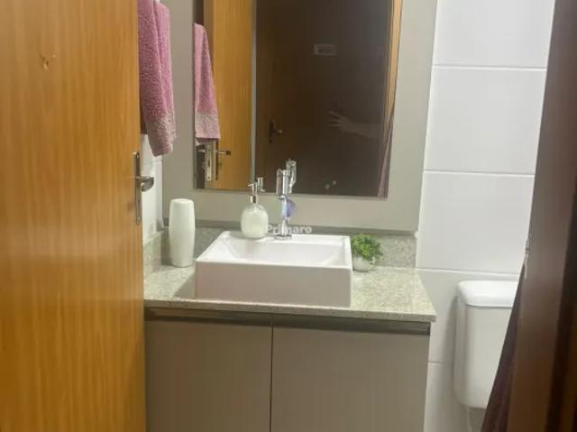 Apartamento a venda 2 quartos 1 vaga de garagem Semimobiliado Criciuma