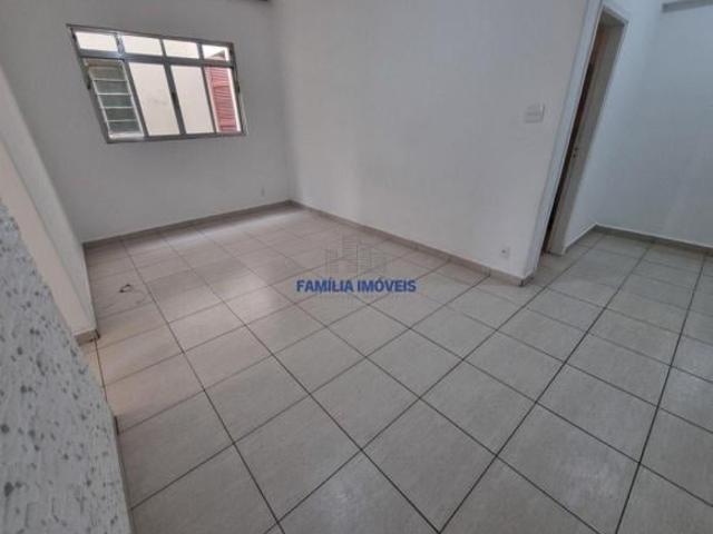Apartamento á venda 2 quartos de frente Vila Mathias Santos SP