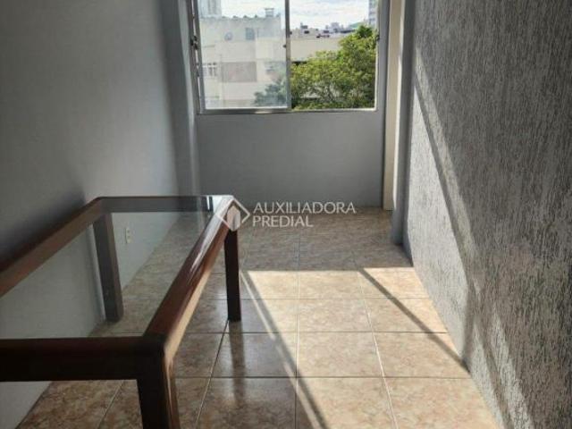 Apartamento à venda, 2 quartos, living 2 ambientes