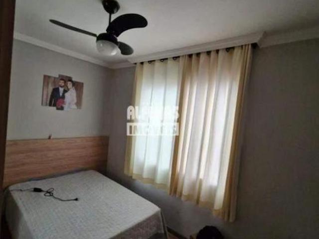 Apartamento à venda 2 quartos no Bairro Jardim