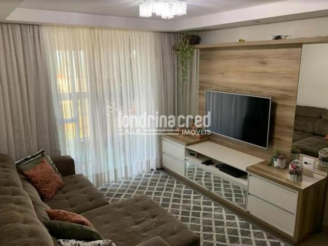 Apartamento à Venda em Centro, Rolândia PR