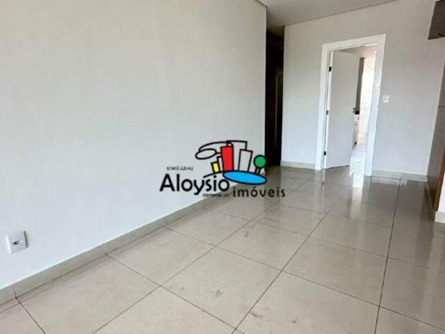 Apartamento à venda, 3 quartos, 1 suíte, 2 vagas, Centro Sete Lagoas/MG