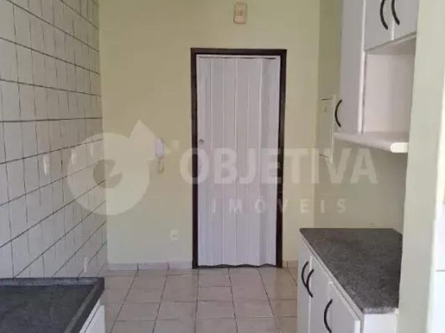 Apartamento à venda, 3 quartos, 1 suíte, 2 vagas, UMUARAMA UBERLANDIA/MG