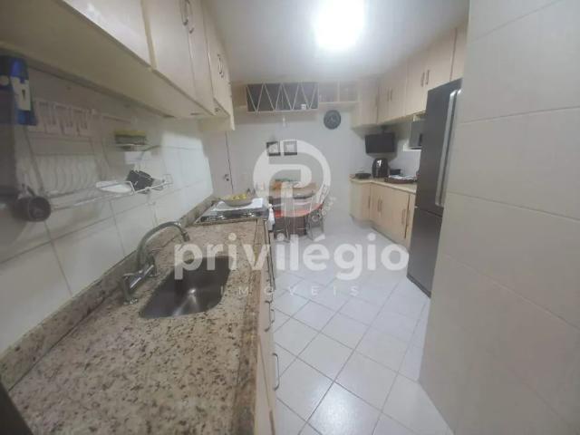 Apartamento à venda, 3 quartos, 3 suítes, 2 vagas, Recreio dos Bandeirantes RIO DE JANEIRO/RJ