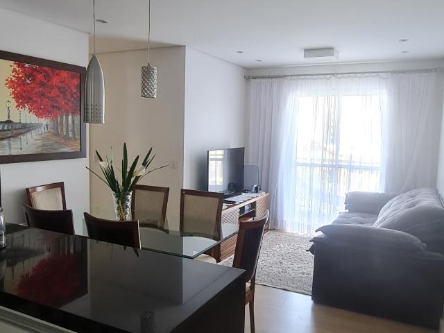 Apartamento à Venda – 71 m² | Reformado | 3 Dormitórios | 2 Vagas