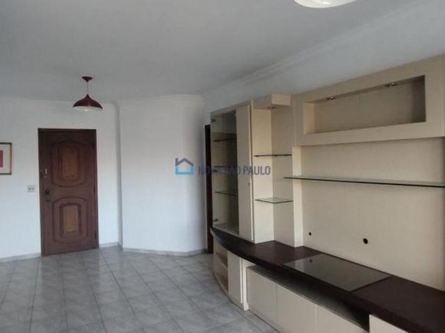 Apartamento à venda, 89m² na Saúde com 2 dormitórios, 1 suíte e 2 vagas